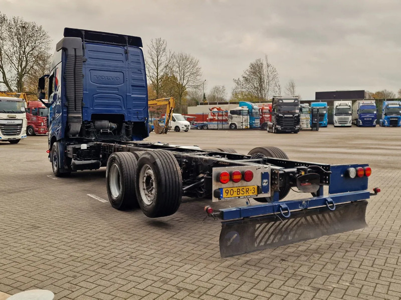 Volvo FH 13.460 Globetrotter 6x2 - Chassis - 4.90 WB - Full air - Euro 6 - VEB+ - Važiuoklės sunkvežimis: foto 5 Volvo FH 13.460 Globetrotter 6x2 - Chassis - 4.90 WB - Full air - Euro 6 - VEB+ - Važiuoklės sunkvežimis: foto 5