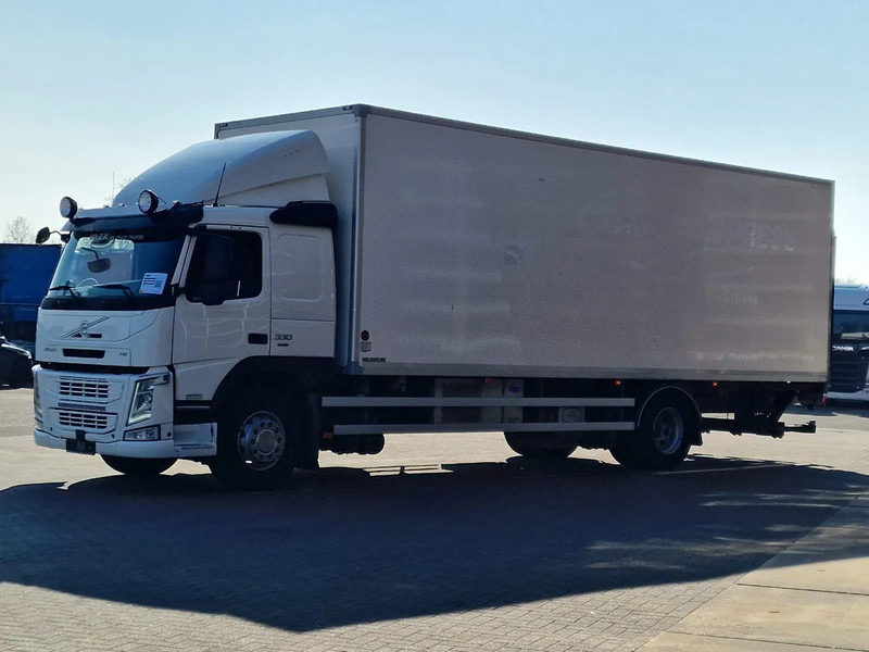 Volvo FM 330 4x2 - Carrier MT 18 Frigo - Loadlift - Full air - Sleepercab - Refrižeratorius sunkvežimis: foto 3 Volvo FM 330 4x2 - Carrier MT 18 Frigo - Loadlift - Full air - Sleepercab - Refrižeratorius sunkvežimis: foto 3