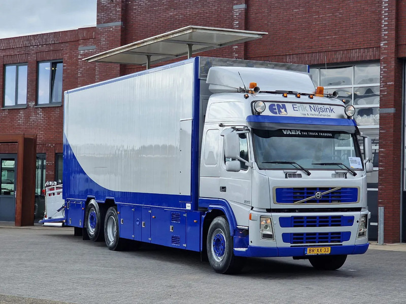 Volvo FM 380 6x2 - 2/3 stock Berdex Livestock - 54M3 - Weighbridge - I shift - Gyvulių pervežimo sunkvežimis: foto 1 Volvo FM 380 6x2 - 2/3 stock Berdex Livestock - 54M3 - Weighbridge - I shift - Gyvulių pervežimo sunkvežimis: foto 1