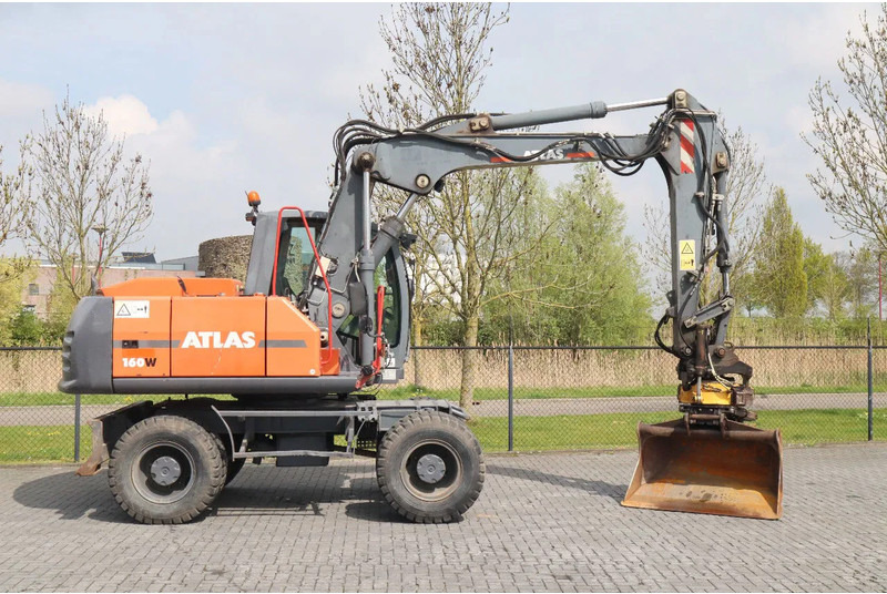 Atlas 160W | ROTOTILT | GRIPPER | BUCKET | DOZER BLADE - Ratinis ekskavatorius: foto 4 Atlas 160W | ROTOTILT | GRIPPER | BUCKET | DOZER BLADE - Ratinis ekskavatorius: foto 4