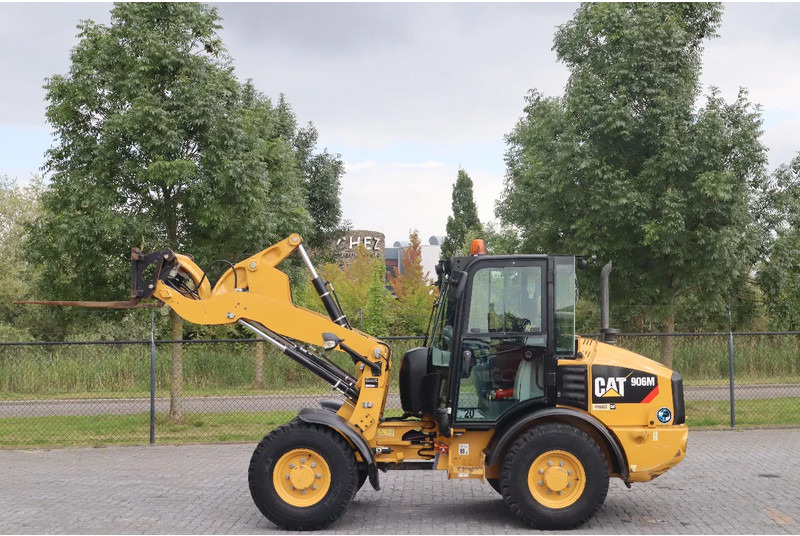Caterpillar 906M | BUCKET | FORKS | HIGHFLOW | 35 KM/H - Ratinis krautuvas: foto 4 Caterpillar 906M | BUCKET | FORKS | HIGHFLOW | 35 KM/H - Ratinis krautuvas: foto 4
