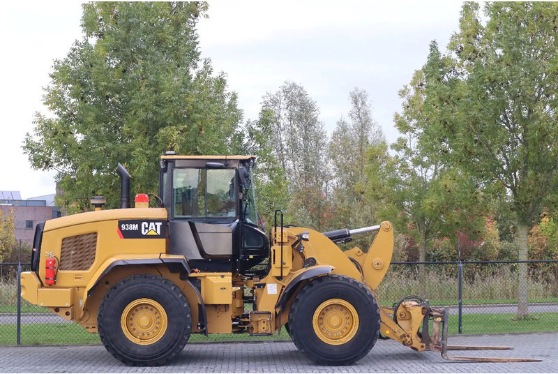 Caterpillar 938 M | 2X BUCKET | JIB | FORKS | BSS | GOOD CONDITION - Ratinis krautuvas: foto 4 Caterpillar 938 M | 2X BUCKET | JIB | FORKS | BSS | GOOD CONDITION - Ratinis krautuvas: foto 4