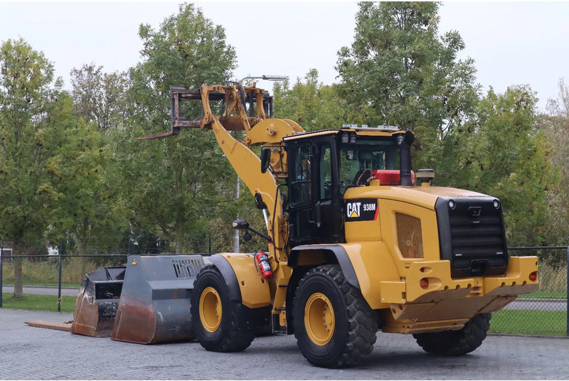 Caterpillar 938 M | 2X BUCKET | JIB | FORKS | BSS | GOOD CONDITION - Ratinis krautuvas: foto 3 Caterpillar 938 M | 2X BUCKET | JIB | FORKS | BSS | GOOD CONDITION - Ratinis krautuvas: foto 3