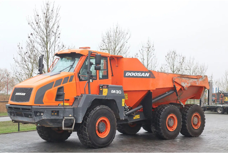 Doosan DA 30 | TAILGATE | AIRCO | GOOD CONDITION - Šarnyrinis savivartis: foto 2 Doosan DA 30 | TAILGATE | AIRCO | GOOD CONDITION - Šarnyrinis savivartis: foto 2