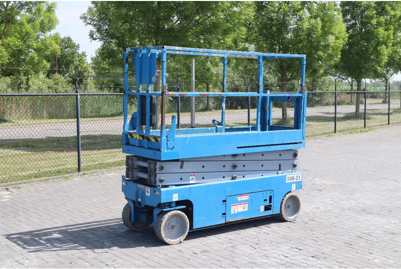 Genie GS-2032 | 8 METER | 363 KG - Žirklinis keltuvas: foto 3 Genie GS-2032 | 8 METER | 363 KG - Žirklinis keltuvas: foto 3
