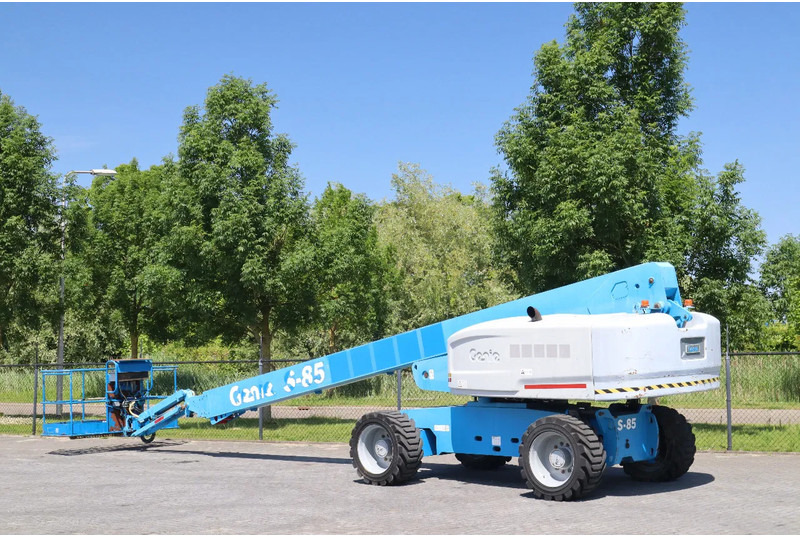 Genie S-85 | 28 METER | 227 KG - Teleskopinis keltuvas: foto 3 Genie S-85 | 28 METER | 227 KG - Teleskopinis keltuvas: foto 3