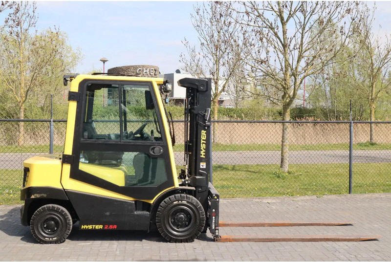 Hyster H2.5 A | BOOM SUSPENSION | SIDESHIFT | FORK EXTENTIONS | FORK POSITIONERS - Dyzelinis krautuvas: foto 4 Hyster H2.5 A | BOOM SUSPENSION | SIDESHIFT | FORK EXTENTIONS | FORK POSITIONERS - Dyzelinis krautuvas: foto 4