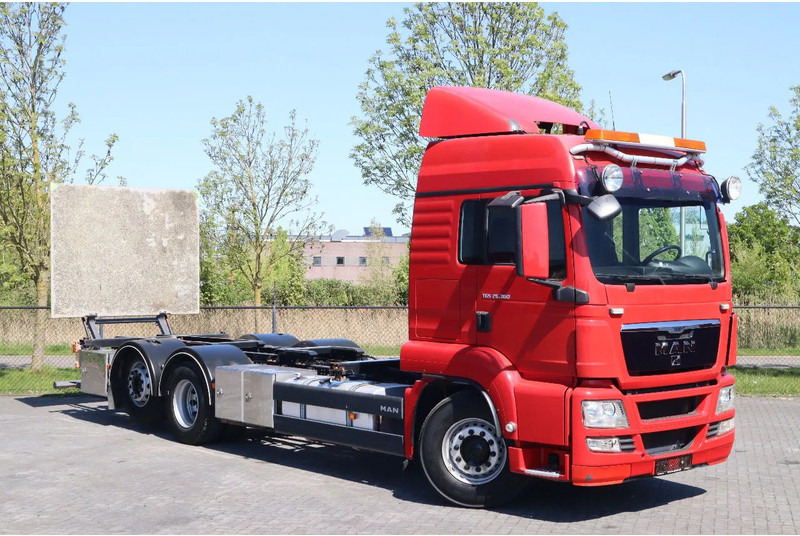 MAN TGS 26.360 | 6X2 | BDF | ONLY 80.000 KM! | EURO 5 - Važiuoklės sunkvežimis: foto 2 MAN TGS 26.360 | 6X2 | BDF | ONLY 80.000 KM! | EURO 5 - Važiuoklės sunkvežimis: foto 2