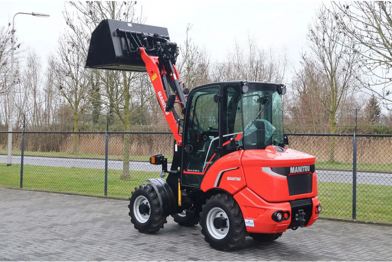 Manitou MLA 3-25 H | BUCKET | QUICK COUPLER | NEW UNUSED - Ratinis krautuvas: foto 3 Manitou MLA 3-25 H | BUCKET | QUICK COUPLER | NEW UNUSED - Ratinis krautuvas: foto 3