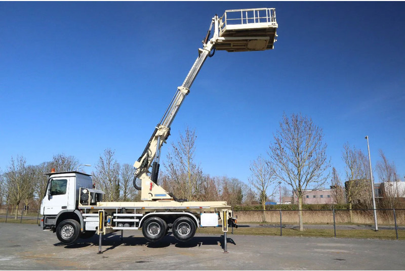 Mercedes-Benz Actros 2636 6X4 | TUNNEL PLATFORM | REMOTE DRIVING - Sunkvežimis su kranu: foto 3 Mercedes-Benz Actros 2636 6X4 | TUNNEL PLATFORM | REMOTE DRIVING - Sunkvežimis su kranu: foto 3