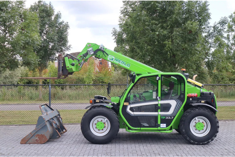 Merlo TF33.7-115LC TURBOFARMER | 40KM/H | BSS | FORKS | BUCKET - Teleskopinis krautuvas: foto 1 Merlo TF33.7-115LC TURBOFARMER | 40KM/H | BSS | FORKS | BUCKET - Teleskopinis krautuvas: foto 1