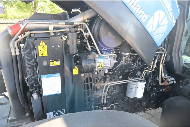 Traktorius New Holland TS135A | 40 KM/H | 4X4 | SUPERSTEER: foto 12