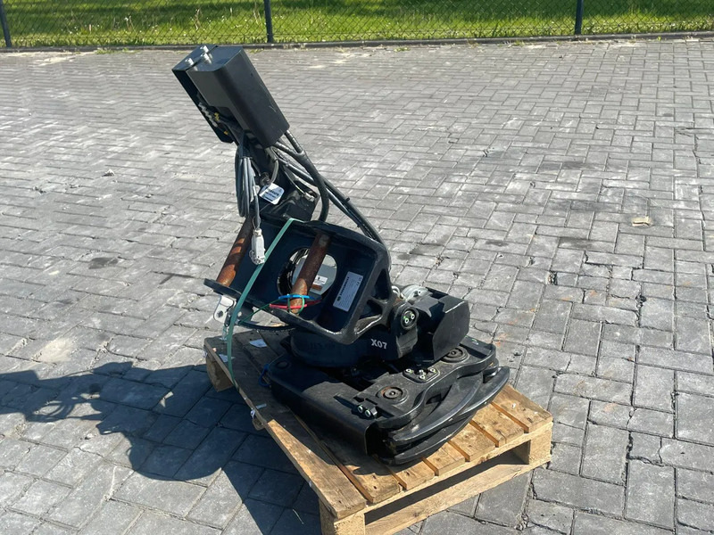 STEELWRIST X07 S40 GR FPH GEN 2 | S40 | GRIPPER | NEW / UNUSED - Rototiltas - Statybinė technika: foto 3 STEELWRIST X07 S40 GR FPH GEN 2 | S40 | GRIPPER | NEW / UNUSED - Rototiltas - Statybinė technika: foto 3