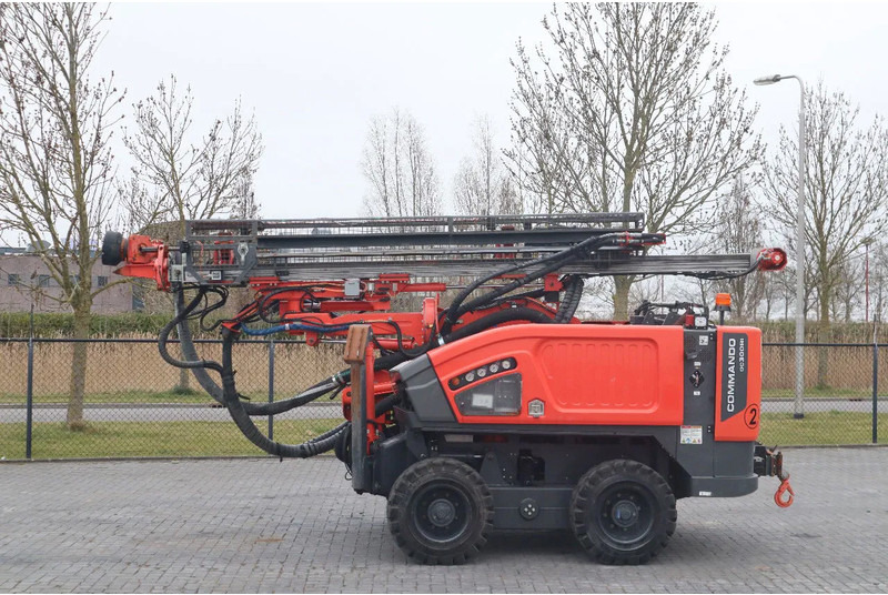 Sandvik 2 PIECES COMMANDO DC 300 RI S5 | ONLY 470 DRILLING HOURS - Gręžimo mašina: foto 4 Sandvik 2 PIECES COMMANDO DC 300 RI S5 | ONLY 470 DRILLING HOURS - Gręžimo mašina: foto 4