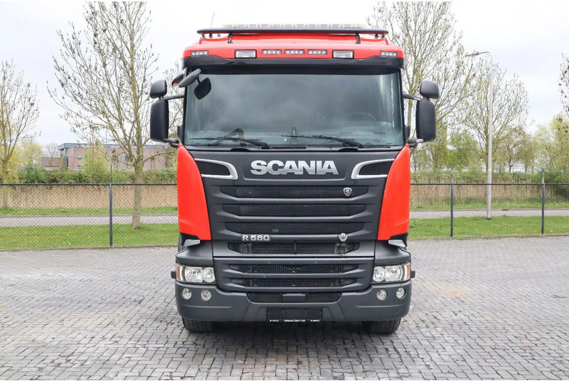 Scania R580 V8 | 6X4 | RETARDER | BIG AXLES | 3.5" FIFTH WHEEL | EURO 6 - Vilkikas: foto 2 Scania R580 V8 | 6X4 | RETARDER | BIG AXLES | 3.5" FIFTH WHEEL | EURO 6 - Vilkikas: foto 2
