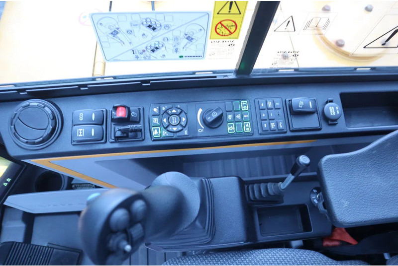 Ratinis ekskavatorius Volvo EW60E | DEMO | 30 KM/H | ROTOTILT + GRIPPER | BUCKET: foto 18