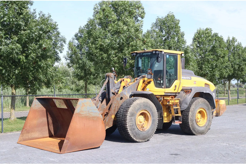 Volvo L120H | CDC | BBS | WEIGHT SYSTEM | QUICK COUPLER | BUCKET - Ratinis krautuvas: foto 2 Volvo L120H | CDC | BBS | WEIGHT SYSTEM | QUICK COUPLER | BUCKET - Ratinis krautuvas: foto 2