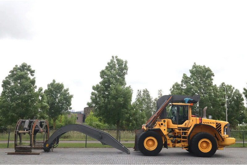 Volvo L180 F HL | HIGH-LIFT | LOG STACKER | HOLZ GRAPPLE - Ratinis krautuvas: foto 1 Volvo L180 F HL | HIGH-LIFT | LOG STACKER | HOLZ GRAPPLE - Ratinis krautuvas: foto 1