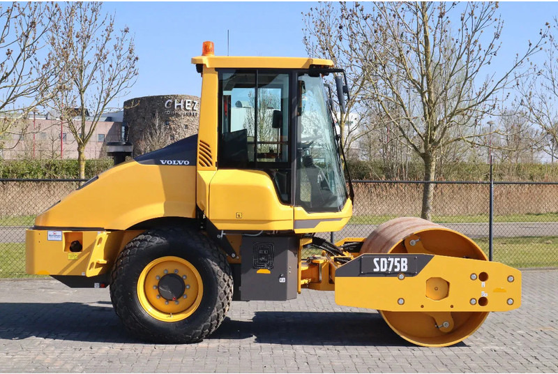 Volvo SD75B | SD 75 B | NEW / UNUSED | 1 YEAR WARRANTY - Asfalto volus: foto 4 Volvo SD75B | SD 75 B | NEW / UNUSED | 1 YEAR WARRANTY - Asfalto volus: foto 4