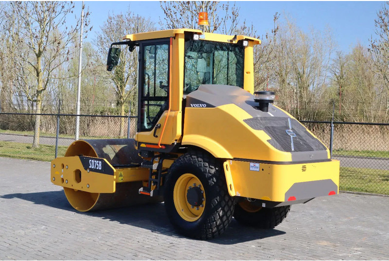 Volvo SD75B | SD 75 B | NEW / UNUSED | 1 YEAR WARRANTY - Volas: foto 3 Volvo SD75B | SD 75 B | NEW / UNUSED | 1 YEAR WARRANTY - Volas: foto 3