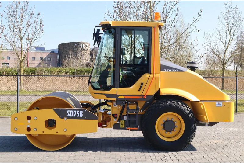 Volvo SD75B | SD 75 B | NEW / UNUSED | 1 YEAR WARRANTY - Asfalto volus: foto 1 Volvo SD75B | SD 75 B | NEW / UNUSED | 1 YEAR WARRANTY - Asfalto volus: foto 1