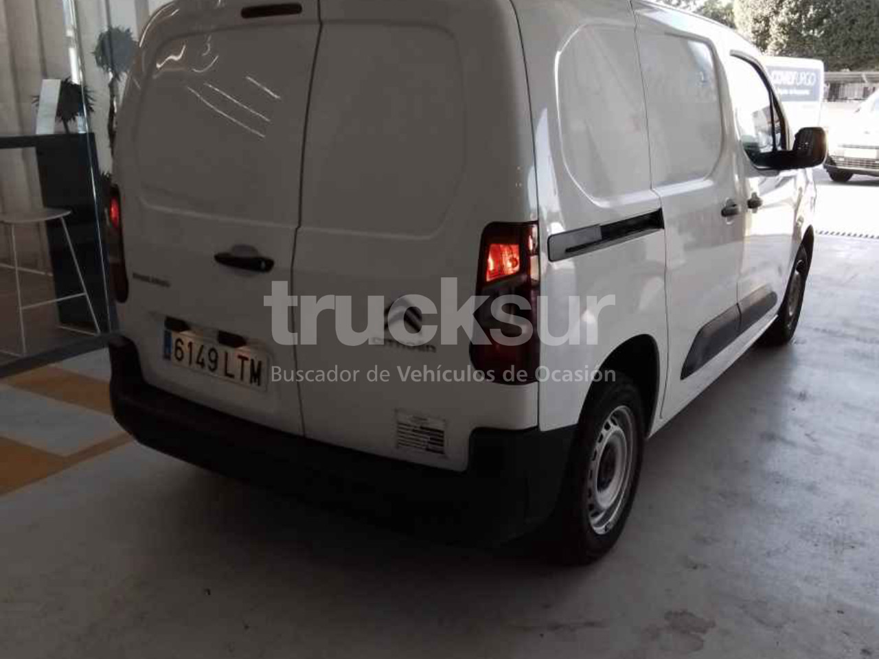 CITROEN BERLINGO IR - Furgonas su krovinių dėže: foto 3 CITROEN BERLINGO IR - Furgonas su krovinių dėže: foto 3