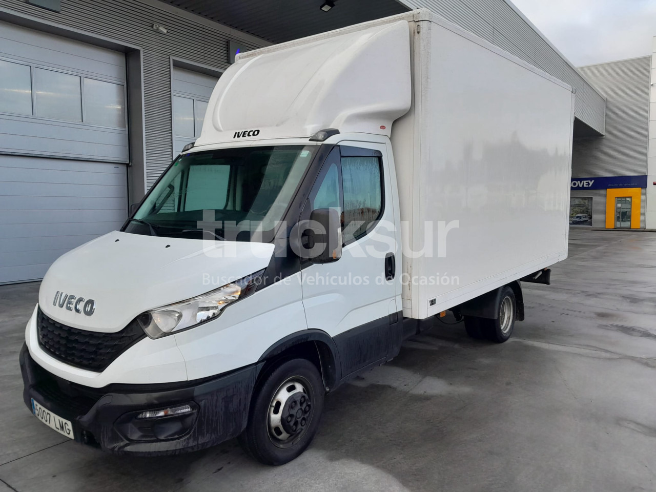 IVECO DAILY 35C16H - Furgonas su krovinių dėže: foto 1 IVECO DAILY 35C16H - Furgonas su krovinių dėže: foto 1