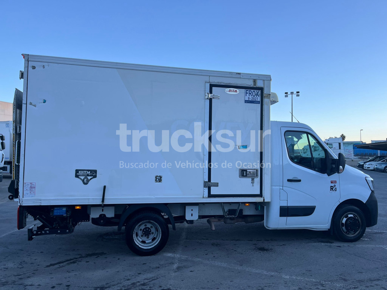 RENAULT 165.35 FRC-X P/E - Furgonas su krovinių dėže: foto 5 RENAULT 165.35 FRC-X P/E - Furgonas su krovinių dėže: foto 5