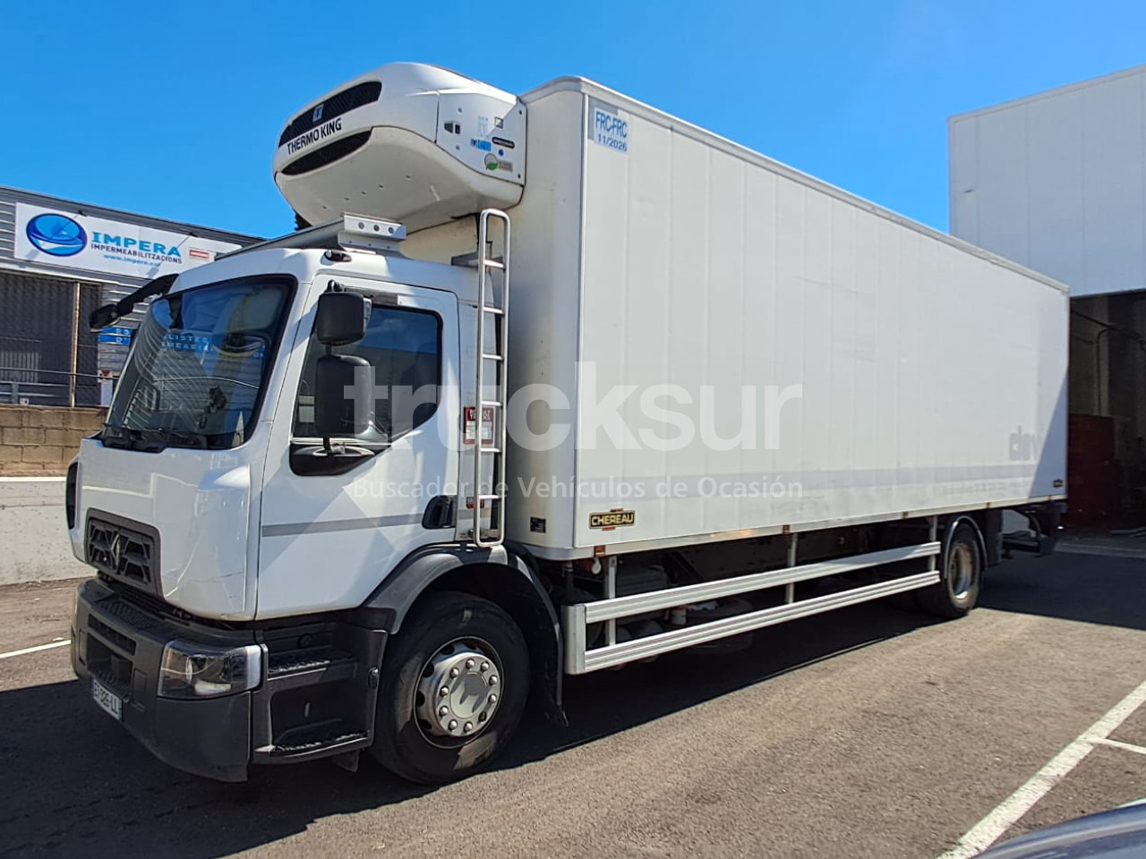 RENAULT D320.18 - Refrižeratorius sunkvežimis: foto 2 RENAULT D320.18 - Refrižeratorius sunkvežimis: foto 2