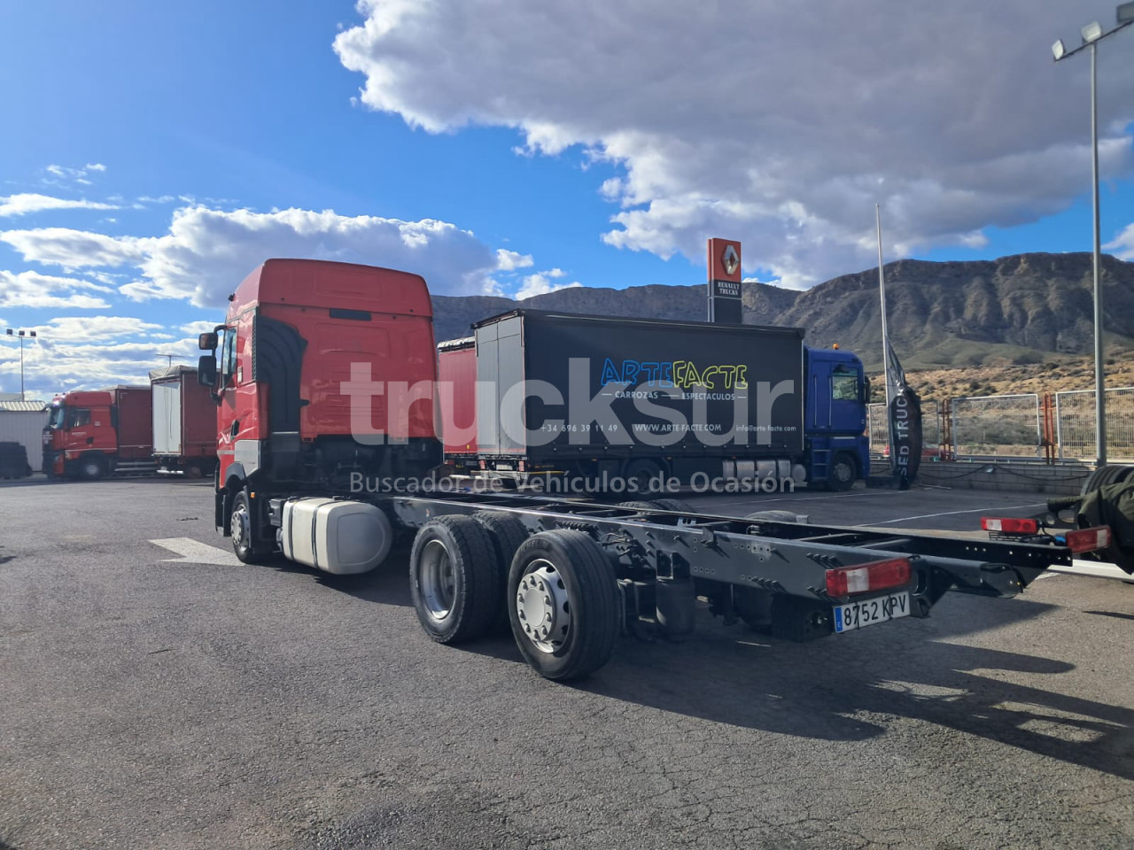 RENAULT T480 HIGH SLEEPER CAB 6X2*4 ejes 6x2*4 - Važiuoklės sunkvežimis: foto 4 RENAULT T480 HIGH SLEEPER CAB 6X2*4 ejes 6x2*4 - Važiuoklės sunkvežimis: foto 4