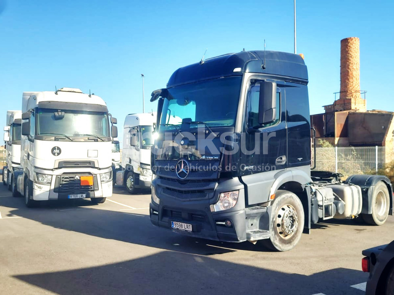 MERCEDES MERCEDES ACTROS 2143 - Vilkikas: foto 2 MERCEDES MERCEDES ACTROS 2143 - Vilkikas: foto 2