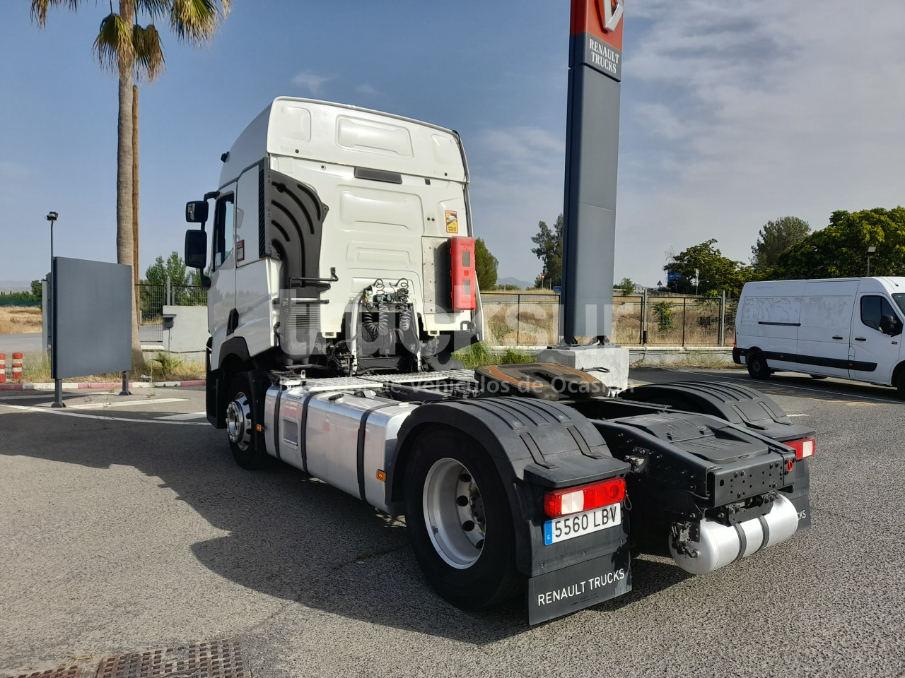 RENAULT T480 SLEEPER CAB - Vilkikas: foto 4 RENAULT T480 SLEEPER CAB - Vilkikas: foto 4