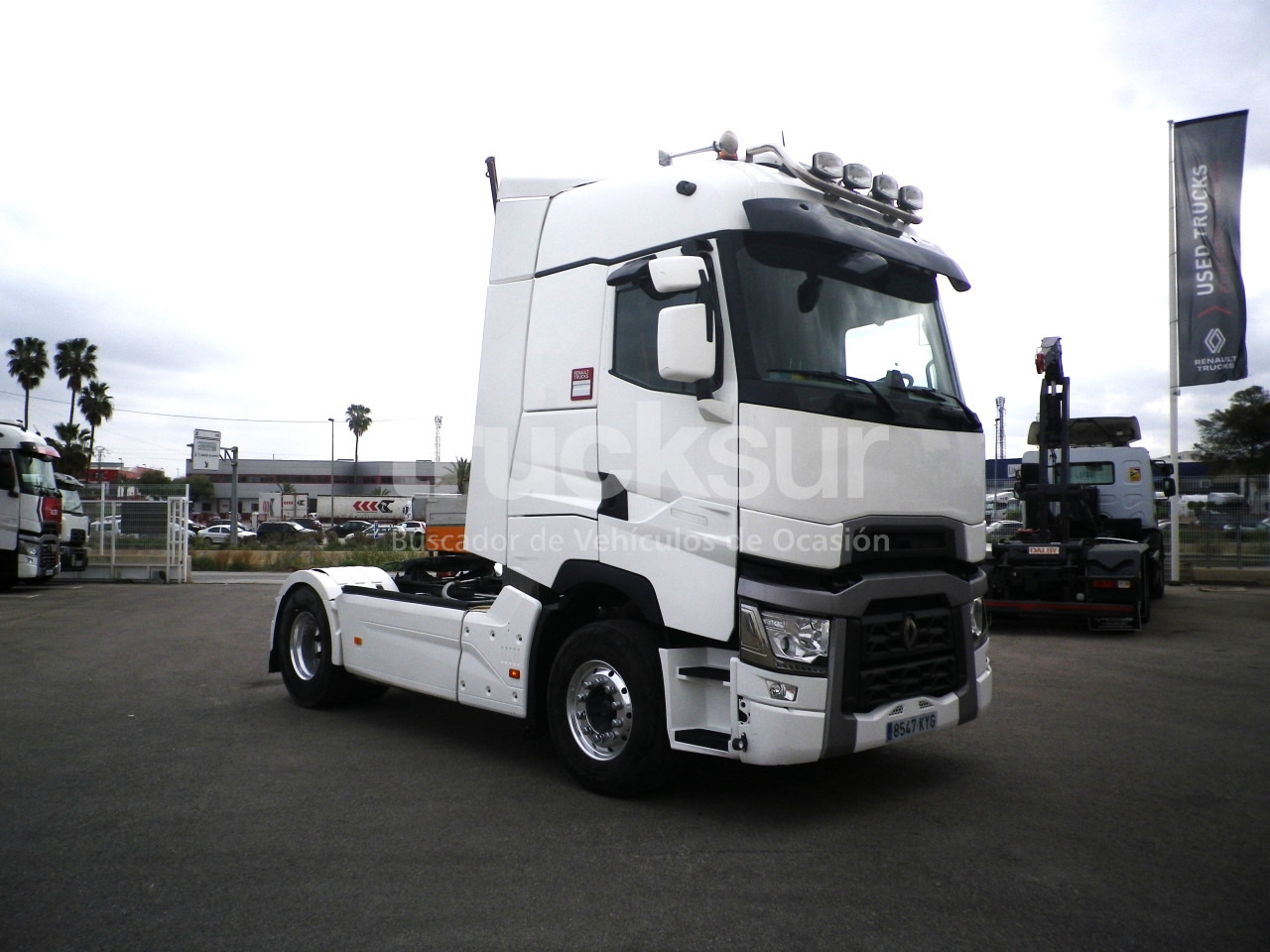RENAULT T520 HIGH SLEEPER CAB - Vilkikas: foto 2 RENAULT T520 HIGH SLEEPER CAB - Vilkikas: foto 2