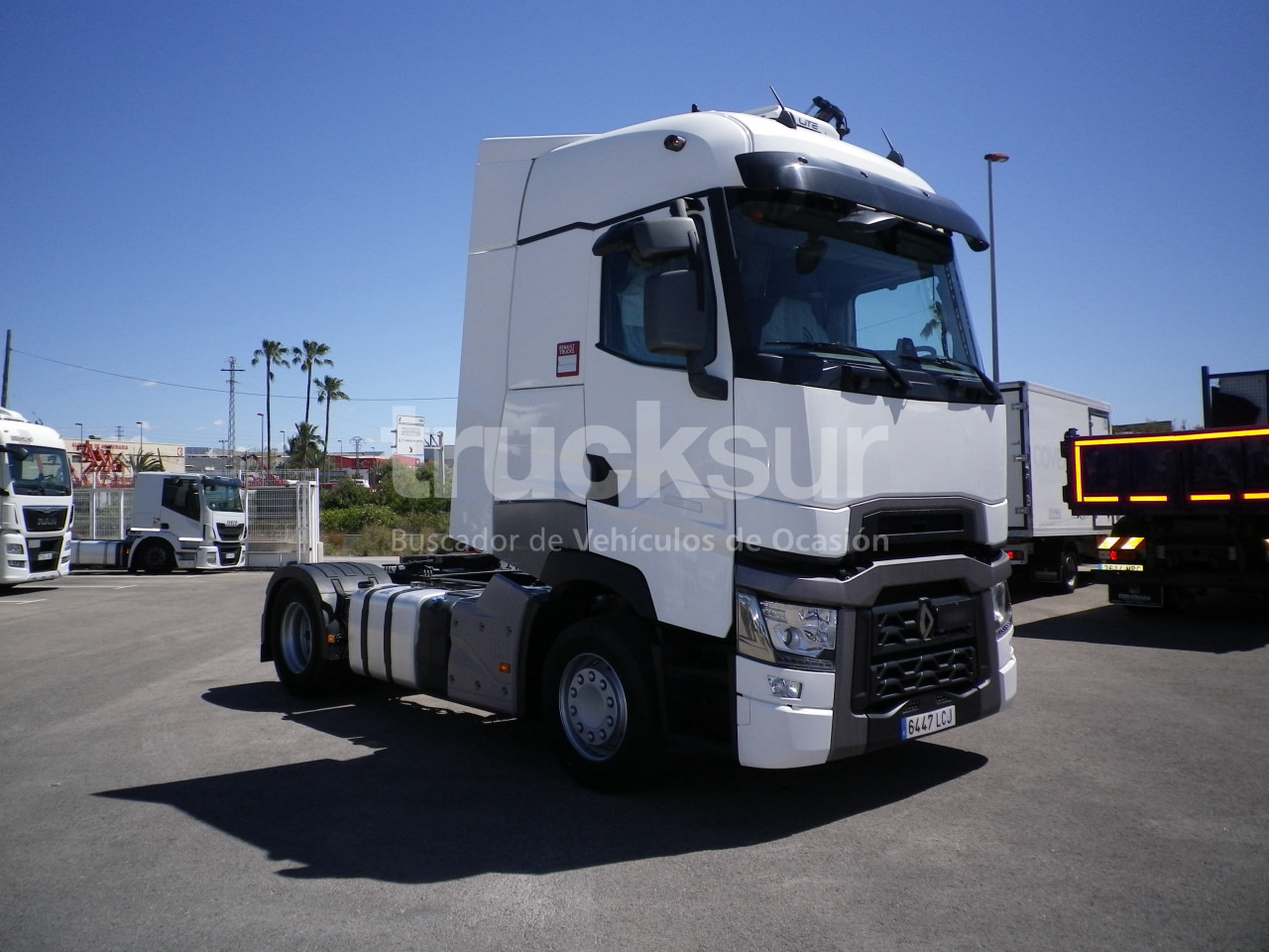 RENAULT T520 HIGH SLEEPER CAB - Vilkikas: foto 2 RENAULT T520 HIGH SLEEPER CAB - Vilkikas: foto 2