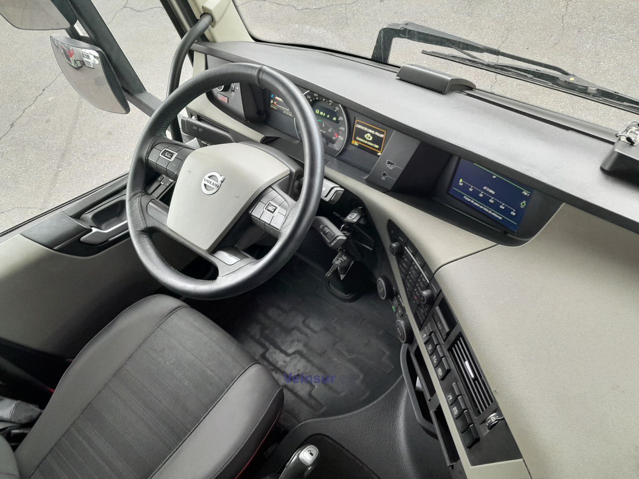 VOLVO FH4 I-SAVE - Vilkikas: foto 5 VOLVO FH4 I-SAVE - Vilkikas: foto 5