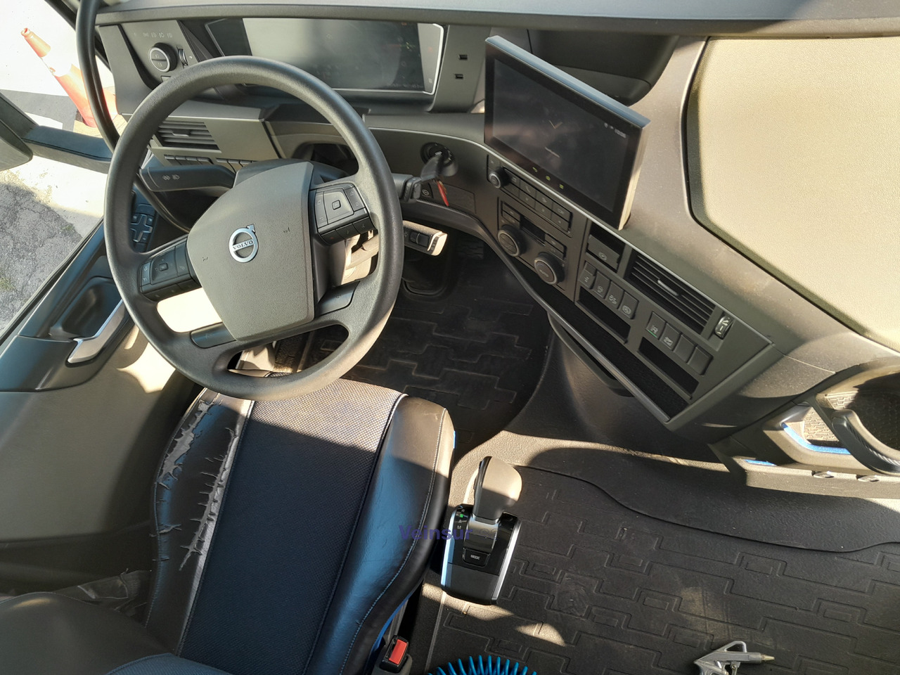 VOLVO FH5 I-SAVE - Vilkikas: foto 5 VOLVO FH5 I-SAVE - Vilkikas: foto 5