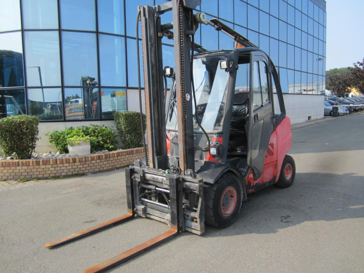 Fenwick H30 - Dyzelinis krautuvas: foto 4 Fenwick H30 - Dyzelinis krautuvas: foto 4