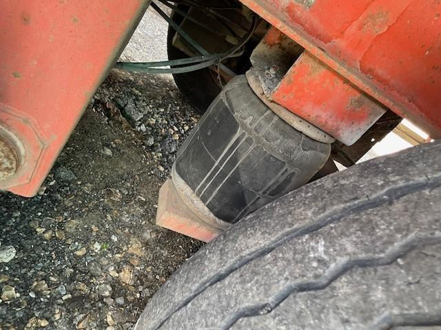 Fruehauf - Platforminė/ Bortinė puspriekabė: foto 5 Fruehauf - Platforminė/ Bortinė puspriekabė: foto 5