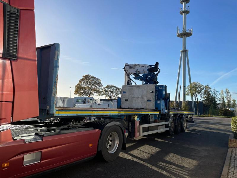 Fruehauf - Platforminė/ Bortinė puspriekabė: foto 2 Fruehauf - Platforminė/ Bortinė puspriekabė: foto 2