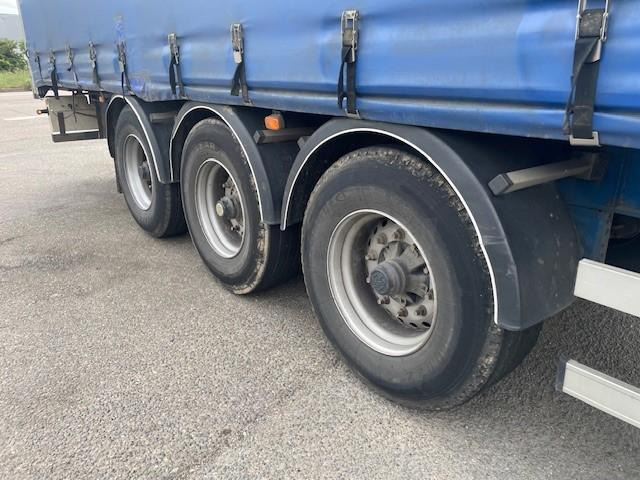 Fruehauf - Tentinė puspriekabė: foto 5 Fruehauf - Tentinė puspriekabė: foto 5
