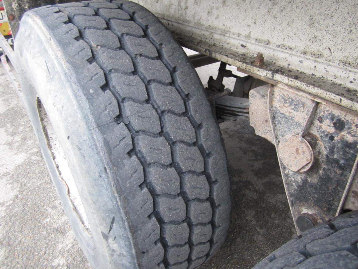 General Trailers - Savivartis puspriekabė: foto 3 General Trailers - Savivartis puspriekabė: foto 3