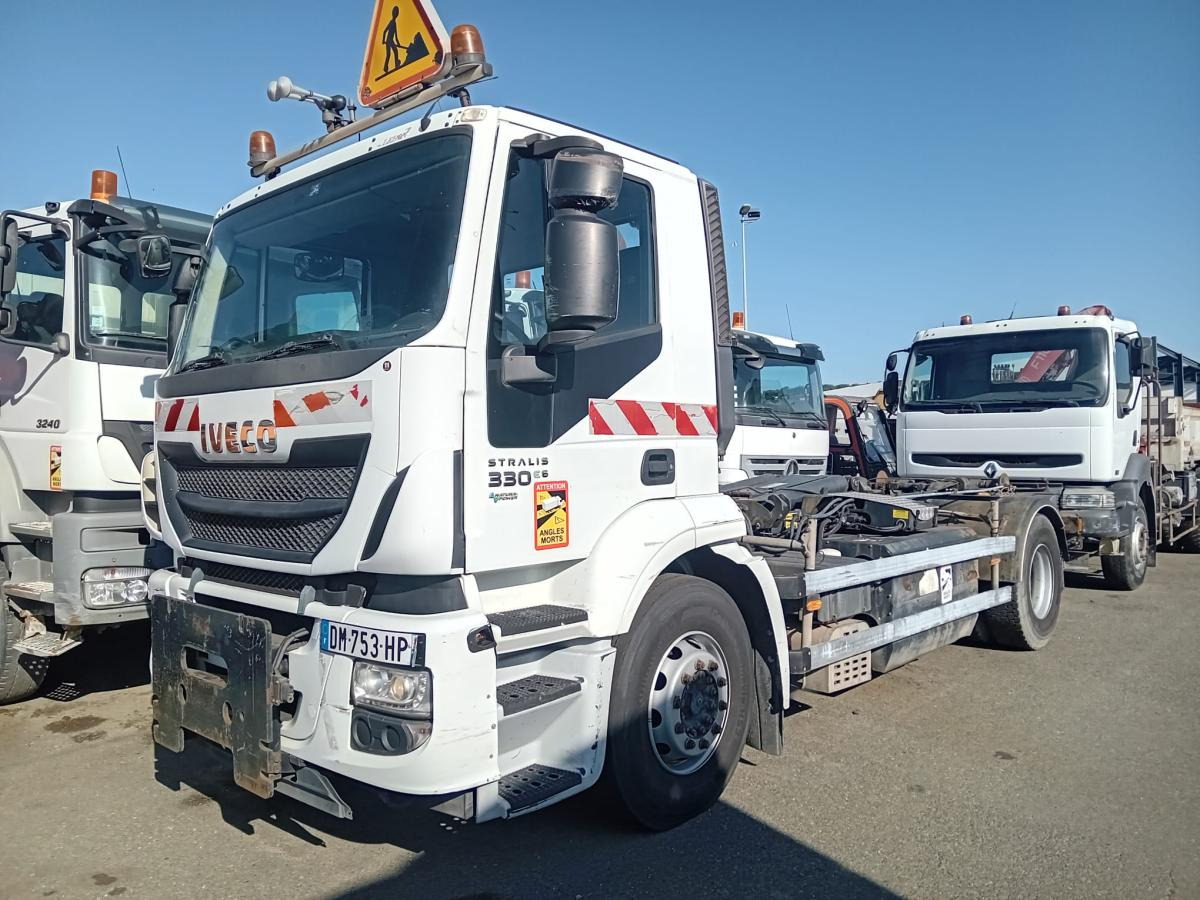 Iveco 330.36 - Hook-lift sunkvežimis: foto 1 Iveco 330.36 - Hook-lift sunkvežimis: foto 1