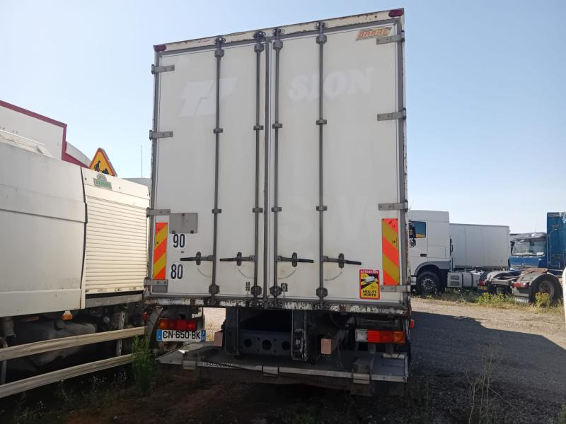 Mercedes Axor 1829 - Furgonas sunkvežimis: foto 2 Mercedes Axor 1829 - Furgonas sunkvežimis: foto 2