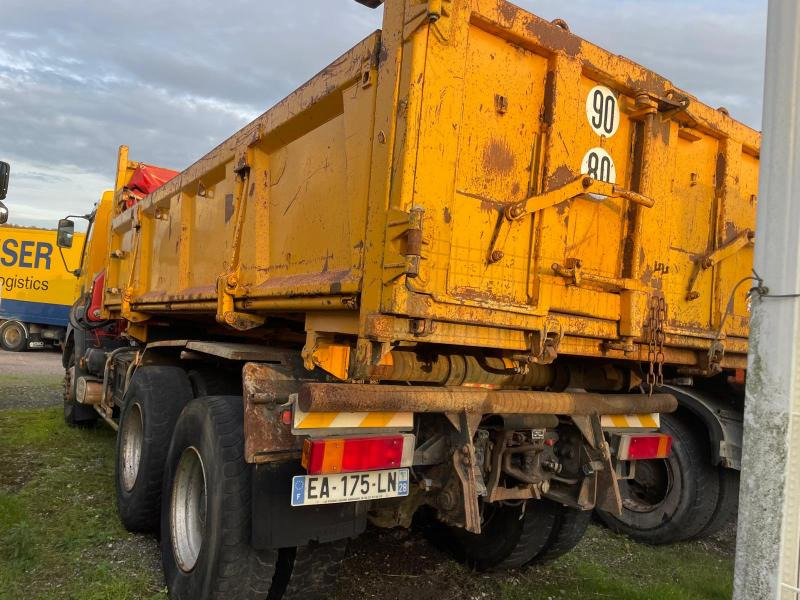 Renault Kerax 370 DCI - Savivartis sunkvežimis: foto 4 Renault Kerax 370 DCI - Savivartis sunkvežimis: foto 4