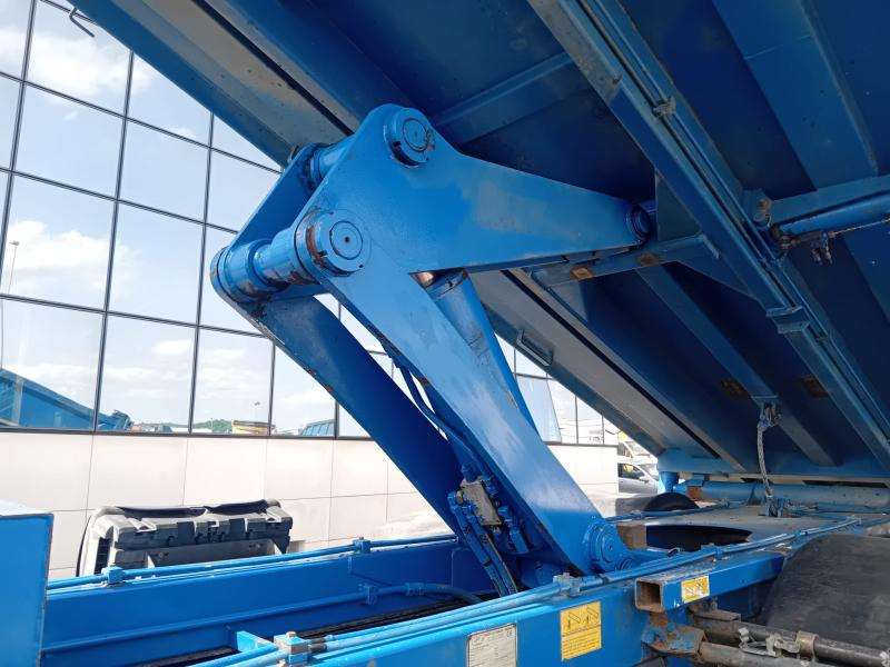 Savivartis sunkvežimis Renault Kerax 410 DXI: foto 12 Savivartis sunkvežimis Renault Kerax 410 DXI: foto 12