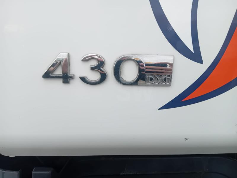 Renault Kerax 430 DXI - Nuožulnaus pakėlimo ant platformos sunkvežimis: foto 3 Renault Kerax 430 DXI - Nuožulnaus pakėlimo ant platformos sunkvežimis: foto 3