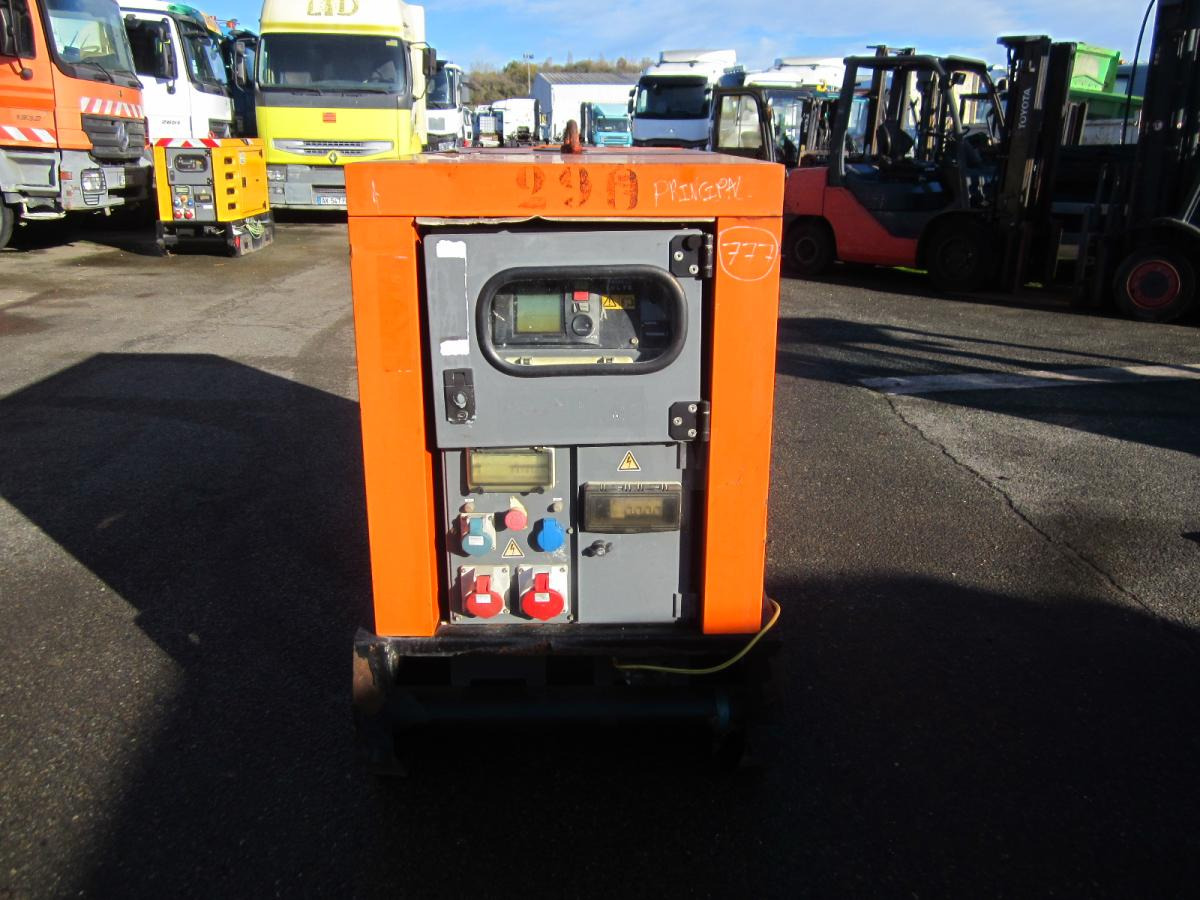 Sdmo R22 - Elektrinis generatorius: foto 2 Sdmo R22 - Elektrinis generatorius: foto 2