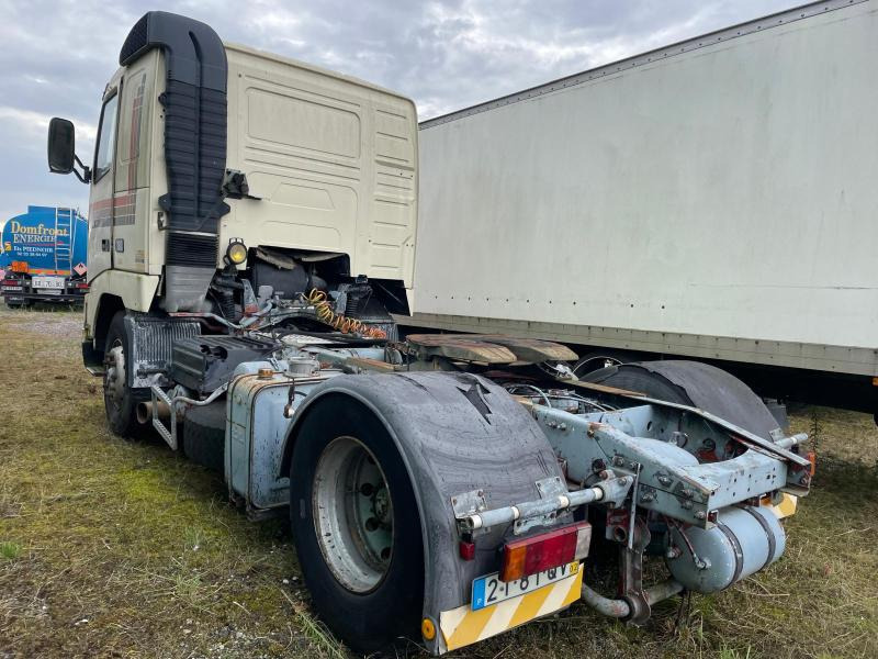 Volvo FH12 380 - Vilkikas: foto 3 Volvo FH12 380 - Vilkikas: foto 3