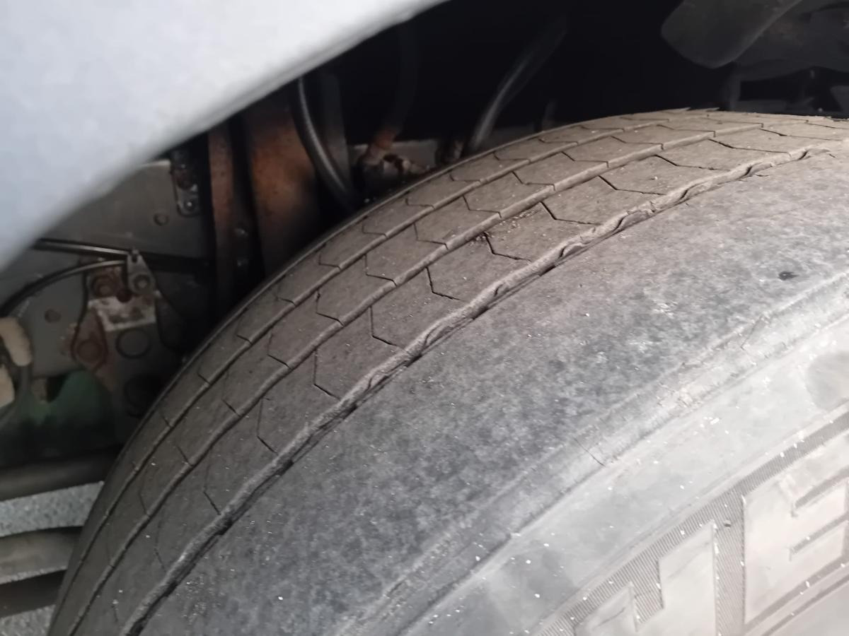 Volvo FH - Platforminis/ Bortinis sunkvežimis: foto 4 Volvo FH - Platforminis/ Bortinis sunkvežimis: foto 4