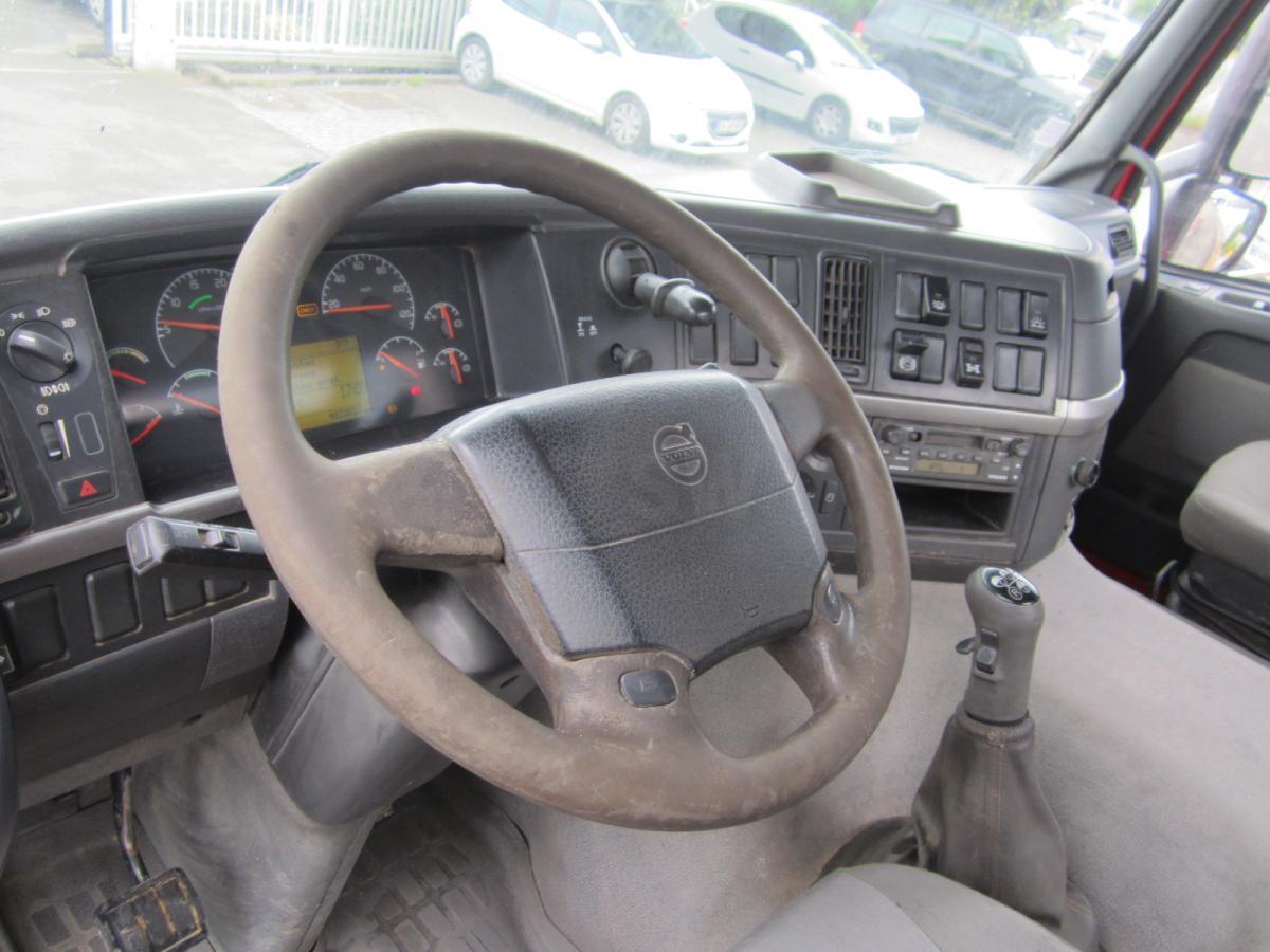 Volvo FM12 380 - Hook-lift sunkvežimis: foto 3 Volvo FM12 380 - Hook-lift sunkvežimis: foto 3